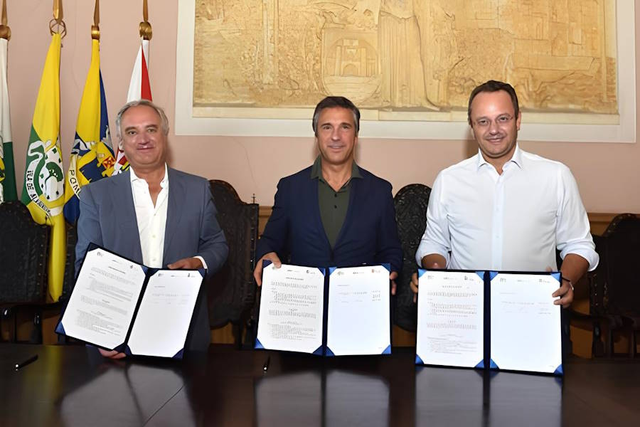 António Marques Vidal (APECATE), Rui Ventura (Turismo do Centro) e Gonçalo Lopes (Câmara Municipal de Leiria)